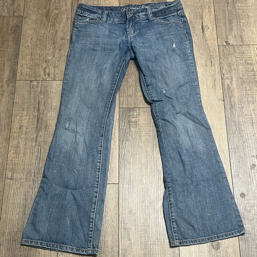 American Eagle Jeans Women’s 4 Favorite Boyfriend Medium Wash Preppy City